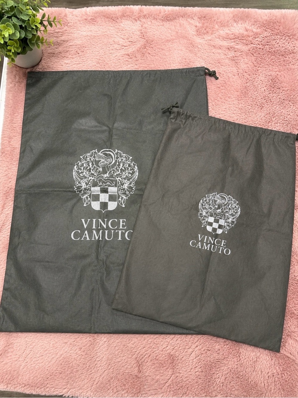 Vince Camuto Dust Bag Set of 2 – 21” x 25” & 21” x 29